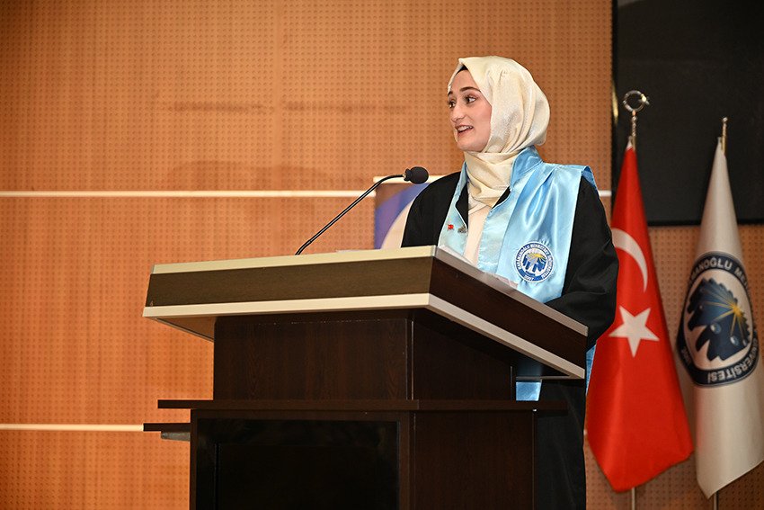 KMÜ İİBF’de Mezuniyet Coşkusu-4