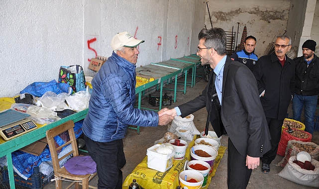 Başkan Bozcu Pazar Esnafıyla Bir Araya Geldi