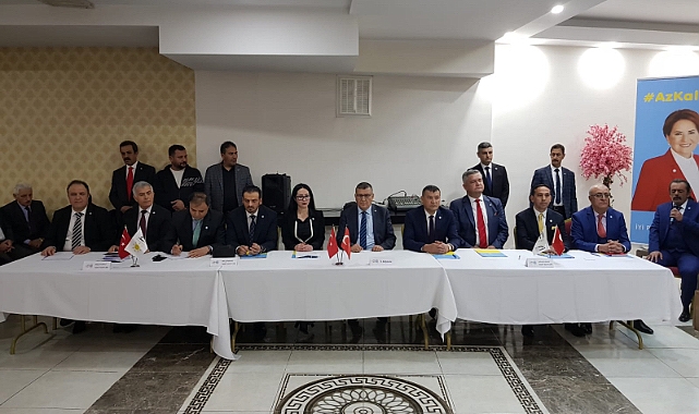 İYİ Parti adaylarını tanıttı