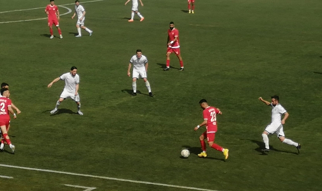 Karaman FK Şampiyonluk Yolunda Puan Kaybetmeye Devam Ediyor: 0-0