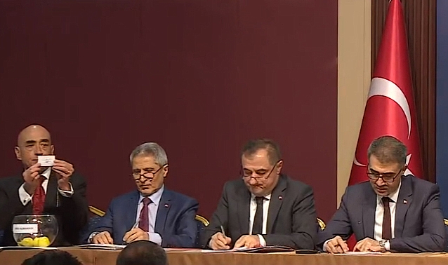 İttifak ve siyasi partilerin pusuladaki yeri belli oldu
