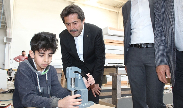 Sağlam: "Esnaf ve Sanatkârımızı Destekleyeceğiz"