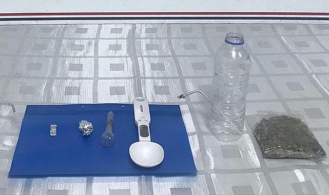 Uyuşturucu operasyonunda 4 zanlı yakalandı