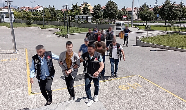 Karaman'da uyuşturucu operasyonunda 12 zanlı tutuklandı