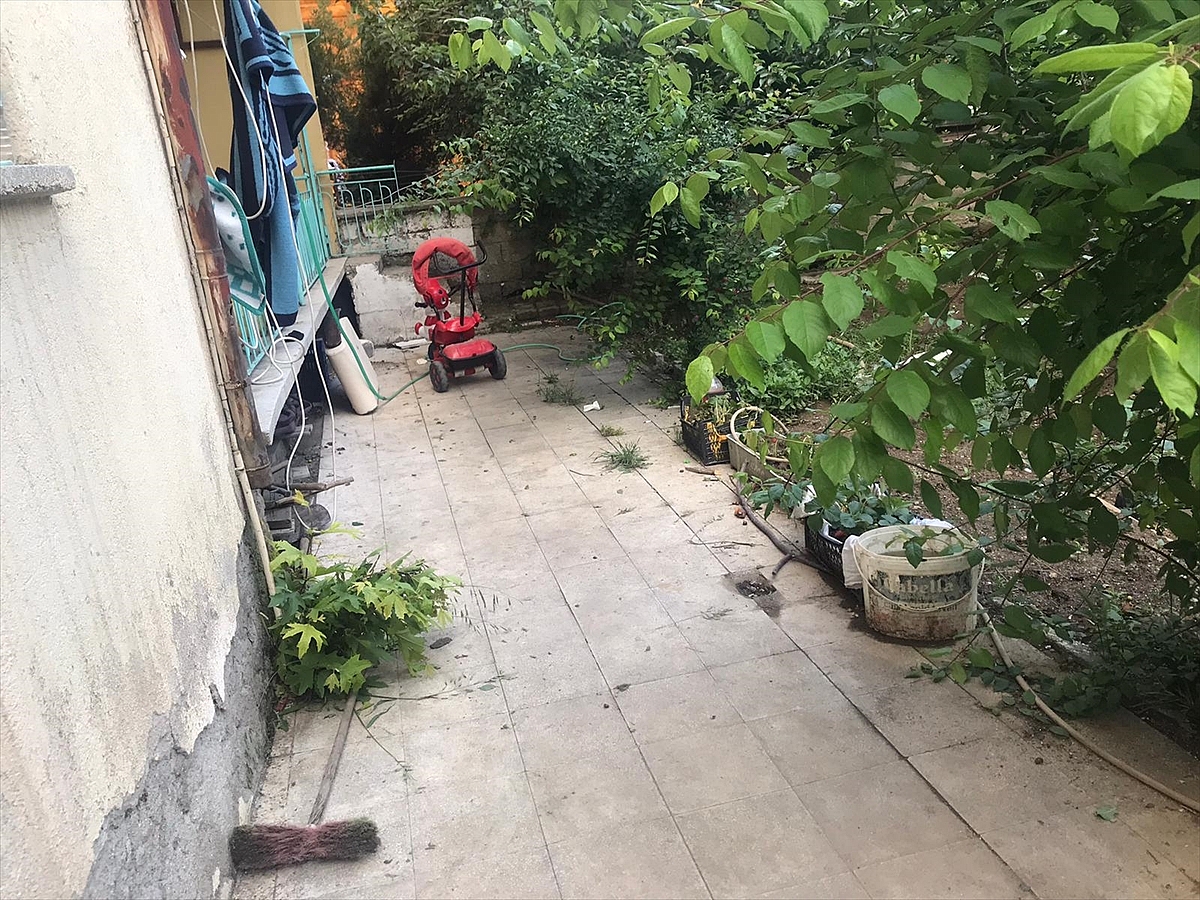 Yüksekten düşen kişi yaralandı