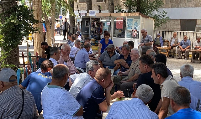 Vali Akkoyun, Ermenek'de Vatandaşlarla Bir Araya Geldi