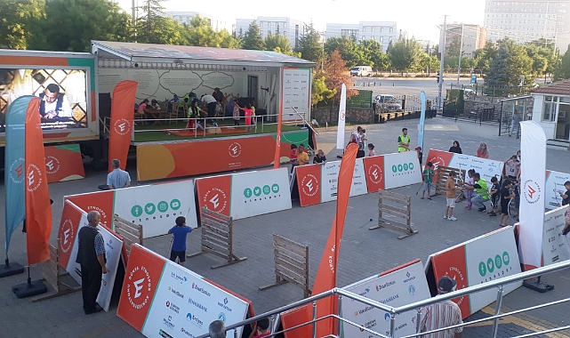 Etnospor Etkinlik Tırı Karaman'da Depremzede Çocuklarla Buluştu