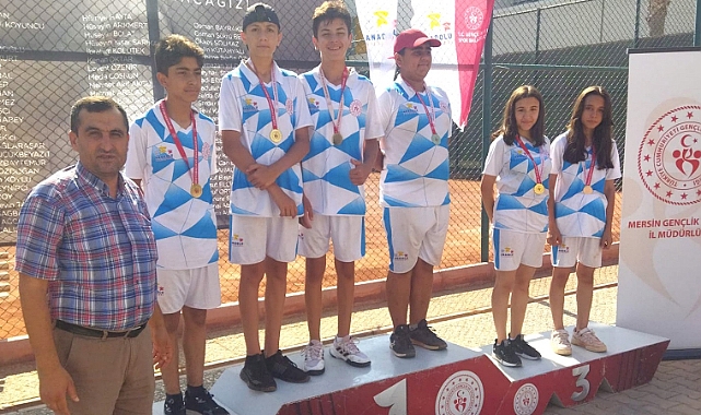 Karaman Analig Tenis Takımlarından Büyük Başarı
