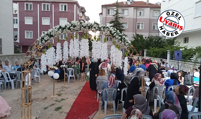 Sokak Düğünleri Revaçta!