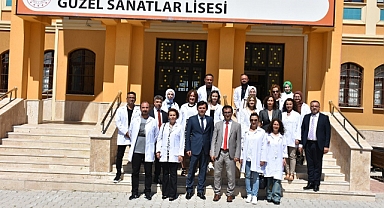 İl Müdürü Çalışkan, "Beyaz, öğretmenlerimize çok yakıştı"