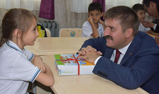 İlköğretim Haftası Karaman'da Coşkuyla Kutlandı