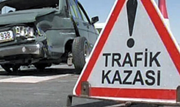 Köy yolundaki kazada 1 kişi öldü. 3 kişi yaralandı