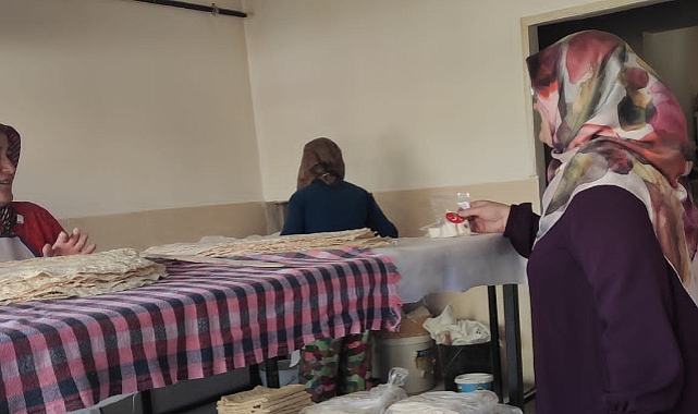 Saadet Partisi Kadın Kolları Esnafın Ahilik Haftasını Kutladı
