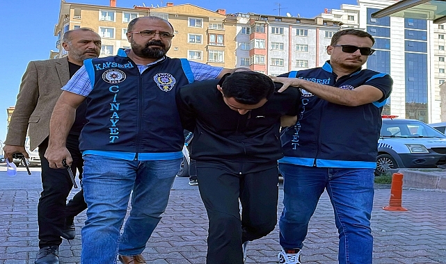 Silahlı saldırıda 18 yaşındaki genç kız vurularak öldürüldü
