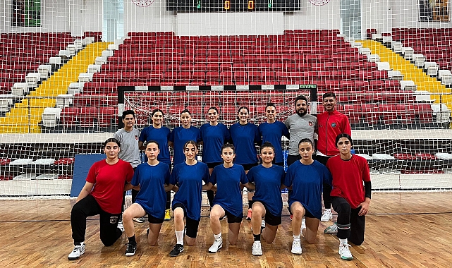 Hentbolda Parkenin Perileri Perdeyi Açıyor