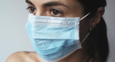Uzmanından eris varyantı için maske uyarısı