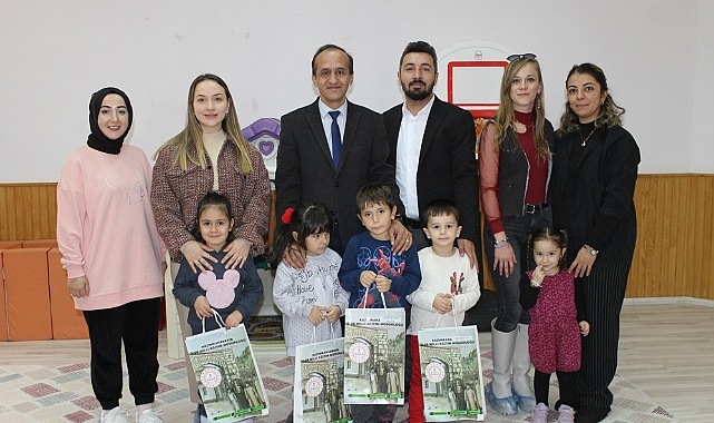 İlçede Kasım Ayında Doğan Bütün Öğrencilerin Doğum Günü Kutlandı