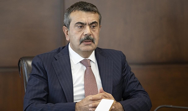 Okullarda müfredat değişiyor 