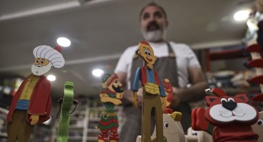 30 yıllık ahşap oyuncak ustası sıfır atığa destek oluyor