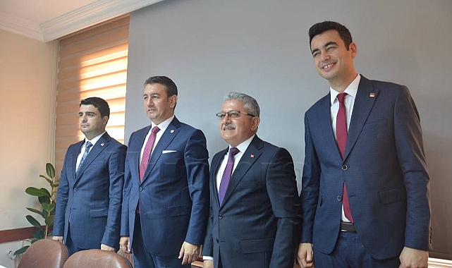 CHP Karaman Belediye Başkan Adayını Tanıttı
