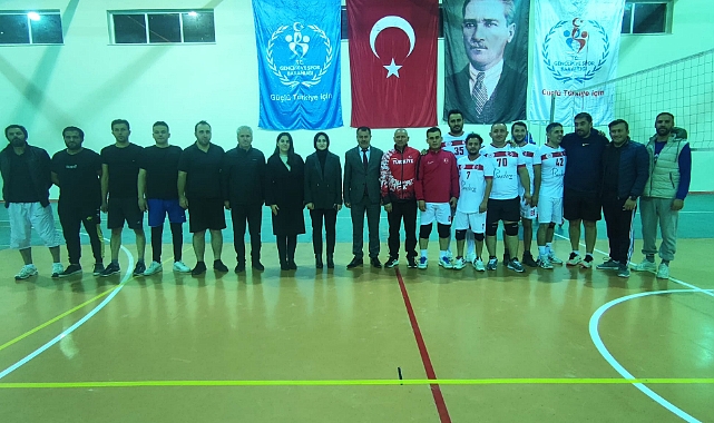 İlçeler arası Voleybol Dostluk Turnuvası Yapıldı