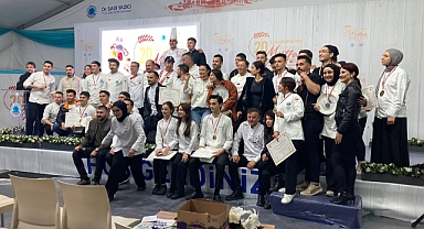 KMÜ'lü 7 Öğrencinin Katıldığı '20. Uluslararası İstanbul Mutfak Günleri'nde 9 Altın, 2 Gümüş, 7 Bronz Madalya Aldı
