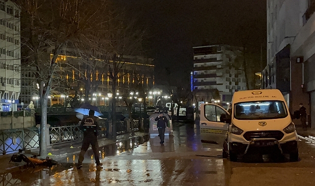 Çıkan bıçaklı kavgada bir kişi öldü, bir kişi yaralandı