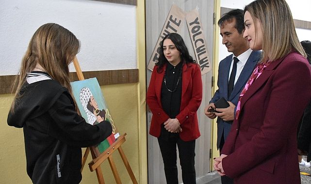 Öğrenciler, Gazze’de Yaşanan İnsanlık Dramını Resimleriyle Anlattı