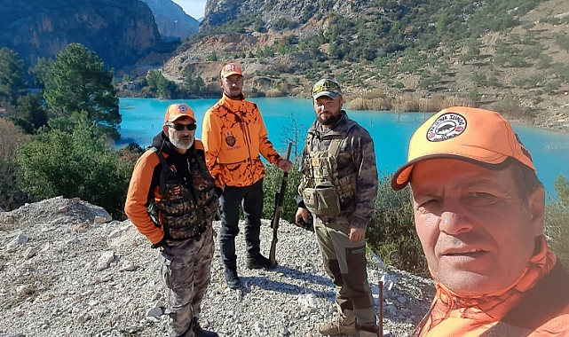 Sürek Avcılarının Köylerde Yaban Domuzu Avı Sürüyor