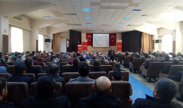 “Ailede Zaman Bilinci” konulu konferans düzenlendi
