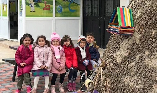 Kendileri Küçük Sevgileri Büyük Öğrenciler