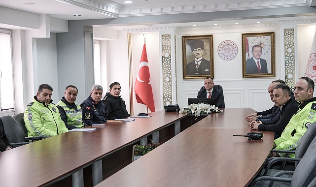 ''Otobüslerde Yolcuların Emniyet Kemeri Kullanımının Yaygınlaştırılması'' Konulu Toplantı Gerçekleştirildi