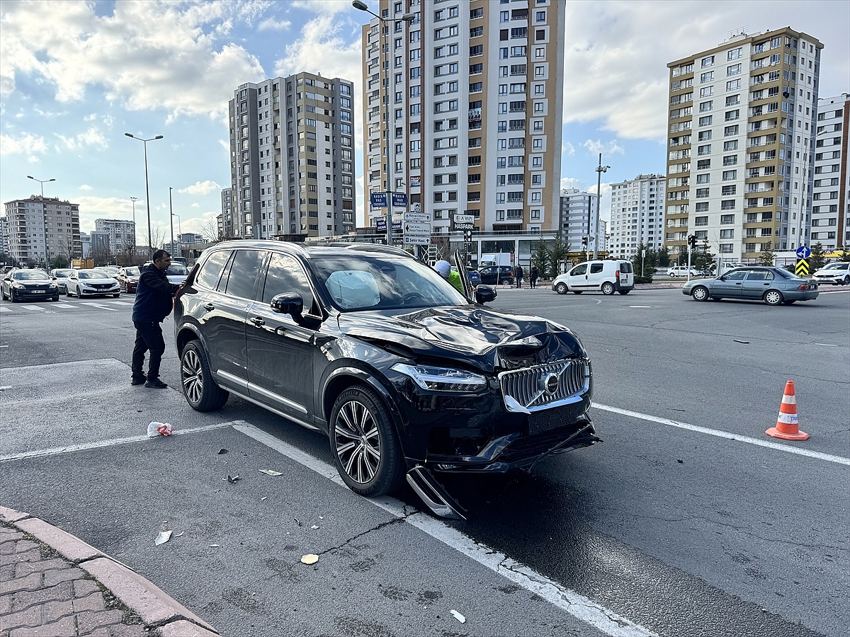 Cipin çarptığı elektrikli bisikletin sürücüsü öldü