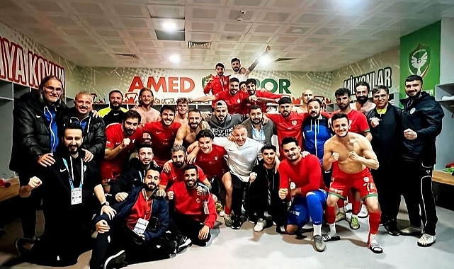 Kırmızı Grupta Liderlik Elden Ele