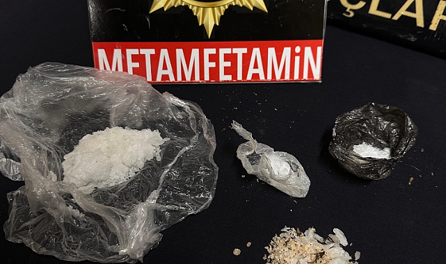 Uyuşturucu tacirlerini polis şehre giremeden paketledi