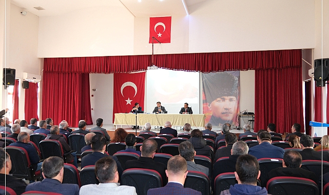 Vali Sarıibrahim köy muhtarları ile bir araya geldi