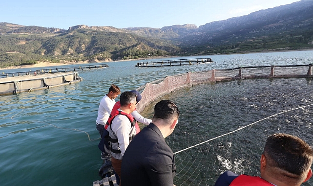 Ermenek’te 5 İşletmede Yıllık Bin 500 Ton Alabalık Ve Somon Üretimi Yapılıyor