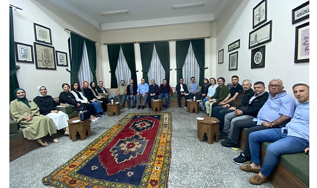 Vali Sarıibrahim öğretmenlerle kitap okudu