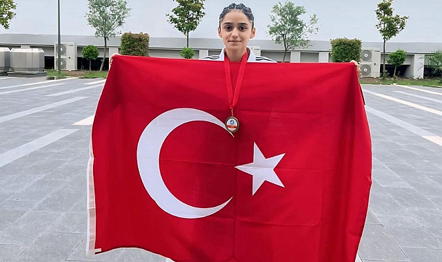 Elmas Göktaş, Balkan Üçüncüsü Oldu