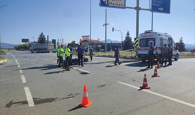 Pikapla çarpışan motosikletin sürücüsü öldü