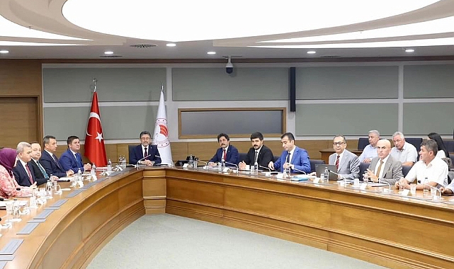 Karaman'ın kuraklık ve su sorunu için Bakan Yumaklı'dan çözüm istendi