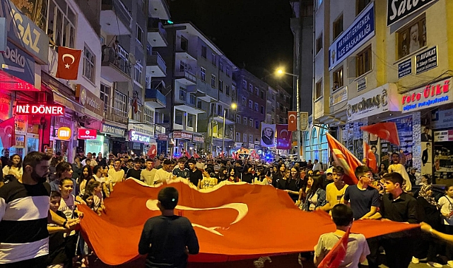  Ermenek'te Zafer Yürüyüşü yapıldı