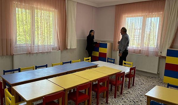 Kaymakam Karlıca, Kurs binalarını inceledi. Bal hasadına katıldı
