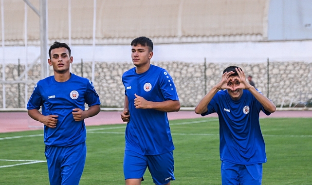 Karaman FK'da Menemen mesaisi başladı