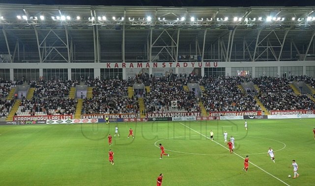 Karaman FK’nın İlk Gece Maçı Yoğun İlgi Gördü