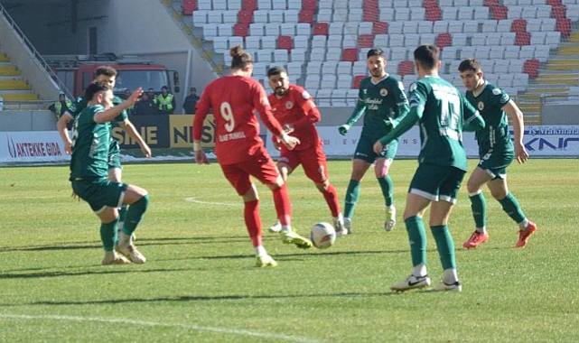 Giresun Basınında Karaman FK Manşetleri: "Giresunspor deplasmanda haftalar sonra puan kazandı"