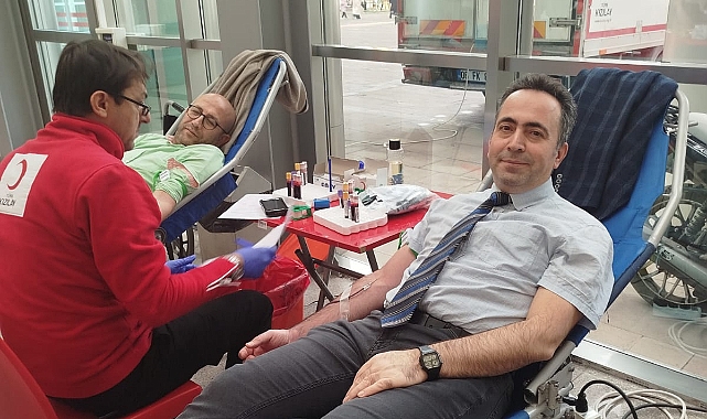 Hastanede Kan Bağışı Kampanyası Düzenlendi