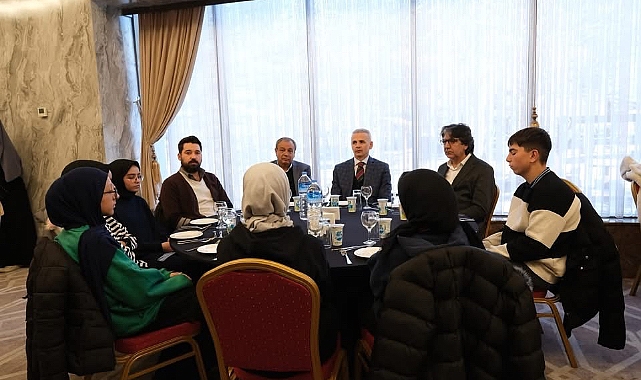Karaman’da Yetim Çocuklara “Tombul Ekmek Arası Karaman Köftesi” Etkinliği