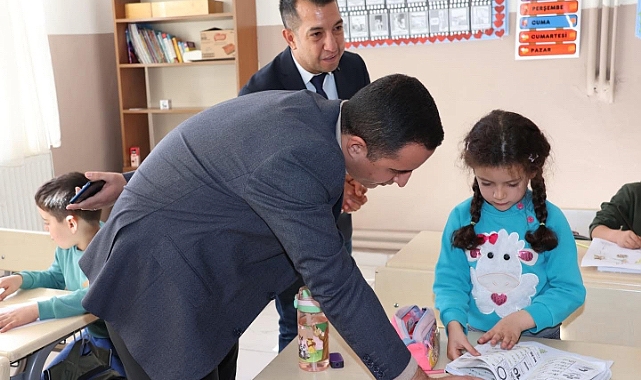 Kaymakam Ünlü Kıraman köyünde gönüllere dokundu