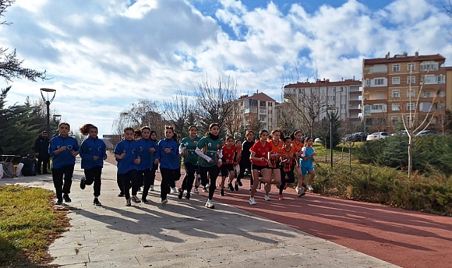 Okullar Arası Kros İl Birinciliği Müsabakaları Sona Erdi